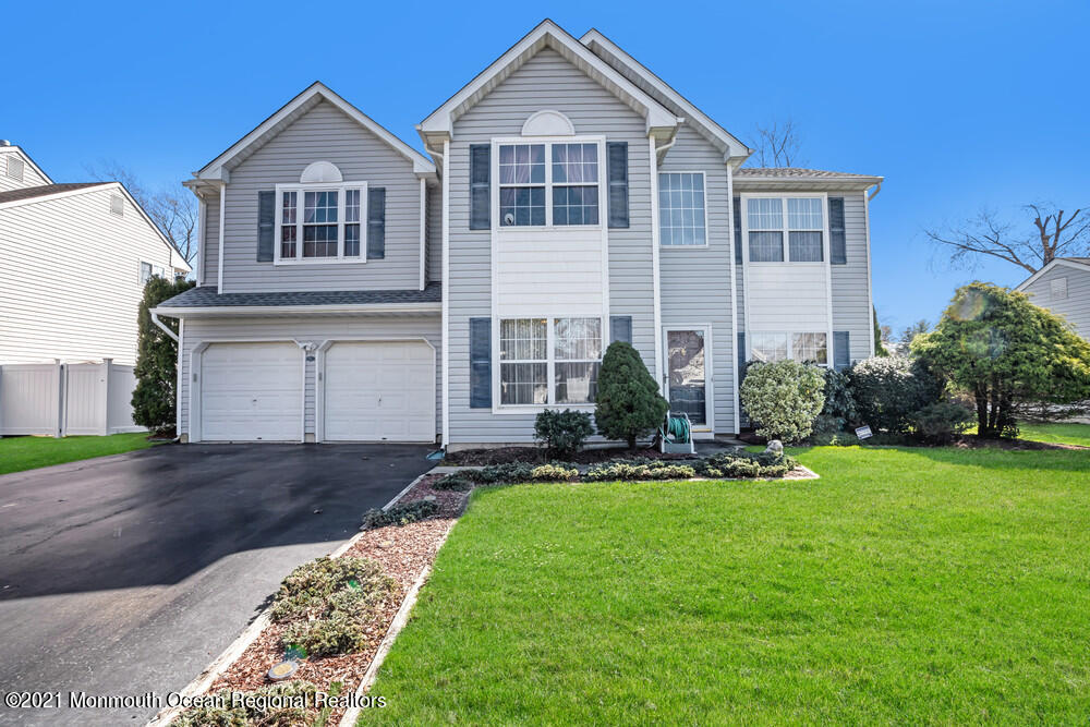 103 Nutmeg Road Aberdeen, NJ 07747 - Photo 33 of 41 ros04402_1