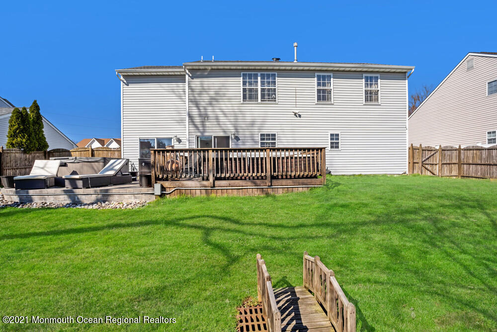 103 Nutmeg Road Aberdeen, NJ 07747 - Photo 35 of 41 ros04422_1