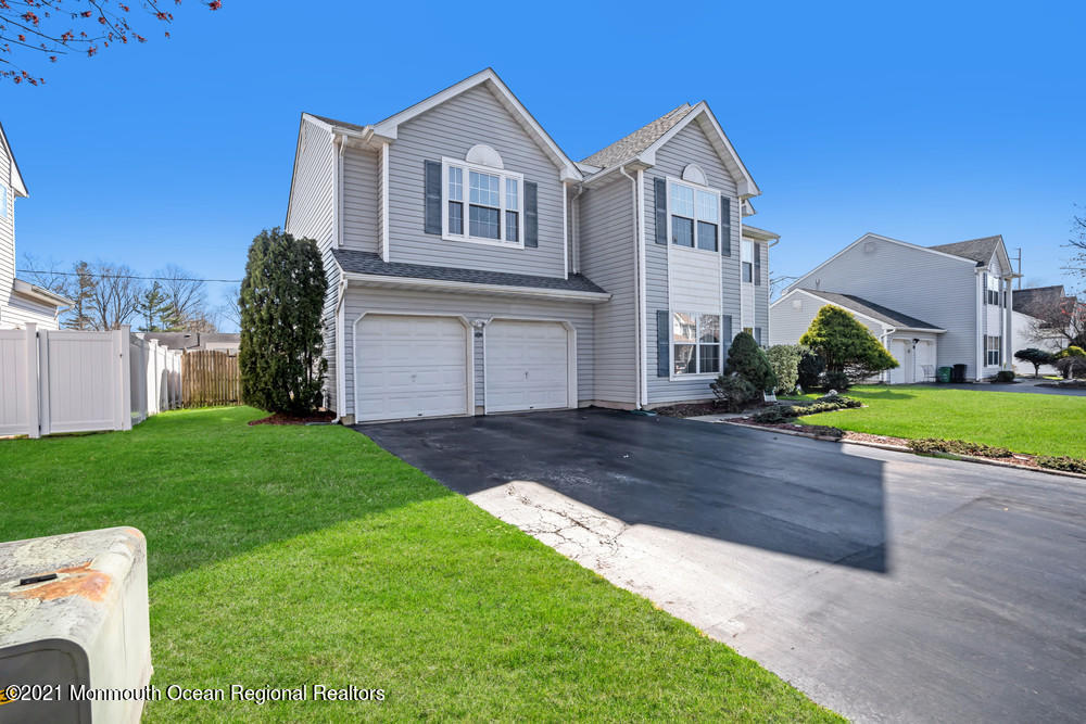 103 Nutmeg Road Aberdeen, NJ 07747 - Photo 38 of 41 ros04407_1_copy