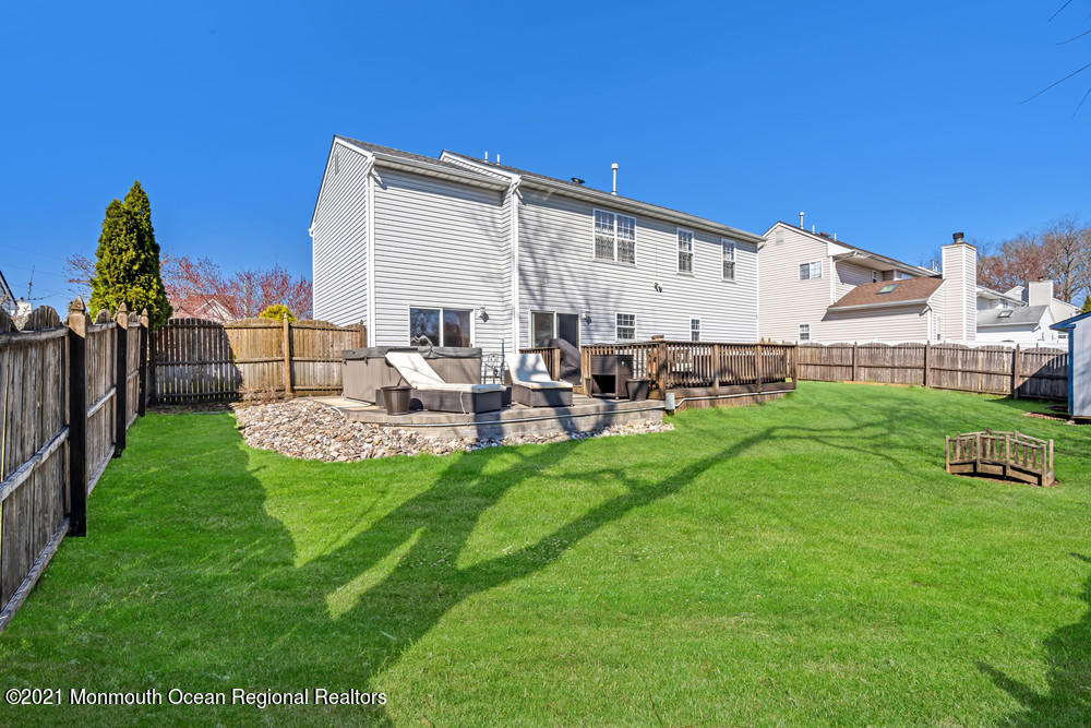 103 Nutmeg Road Aberdeen, NJ 07747 - Photo 41 of 41 ros04427_1
