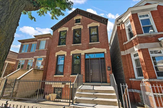 $689,000 | 3640 South Lowe Avenue, Chicago, IL 60609