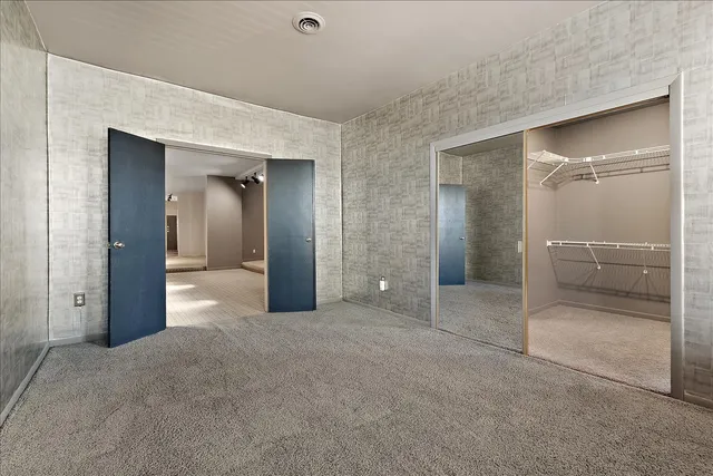 $689,000 | 3640 South Lowe Avenue, Chicago, IL 60609