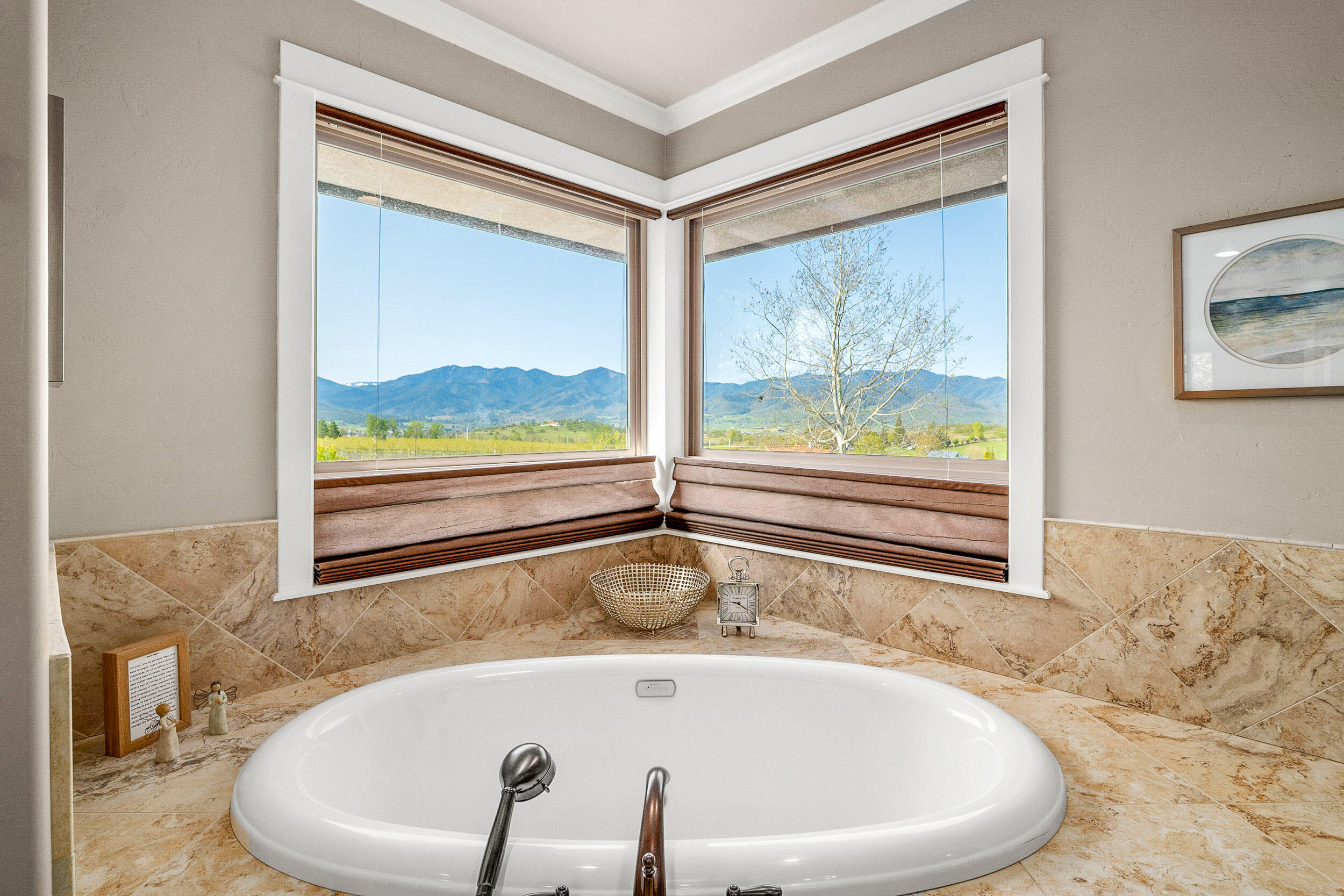 5709 Hughes Road Medford, OR 97504 - Photo 28 of 70 New Order Jaxon29