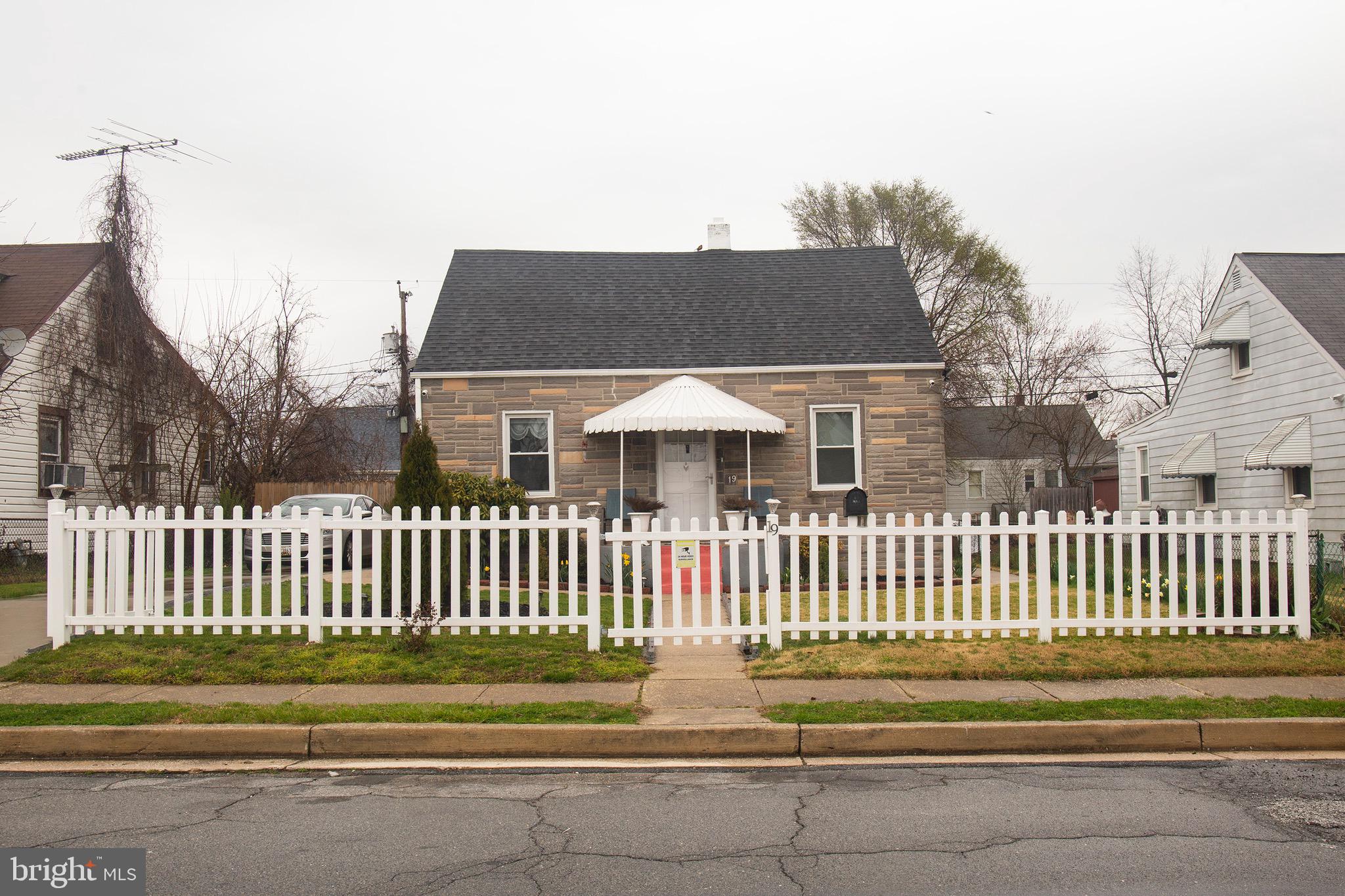 19 Terrace Road Essex, MD 21221 - Photo 2 of 34