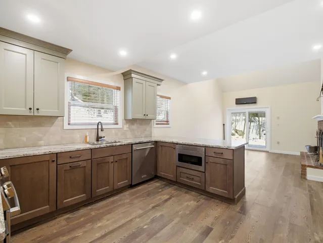 $250,000 | 76 Davis Road, Unit M6, Plymouth, NH 03264