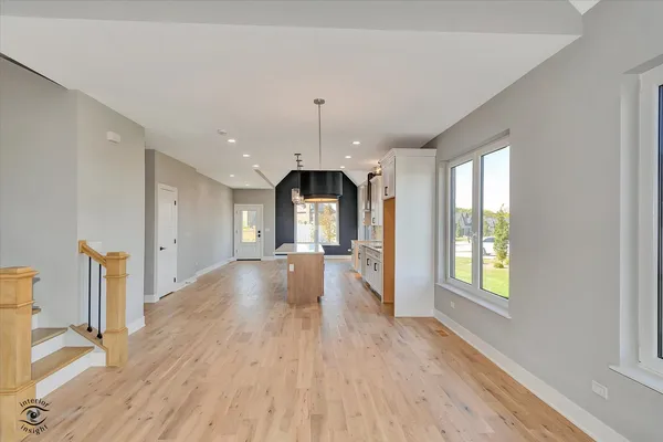 $844,000 | 16441 Kayla Drive, Lemont, IL 60439
