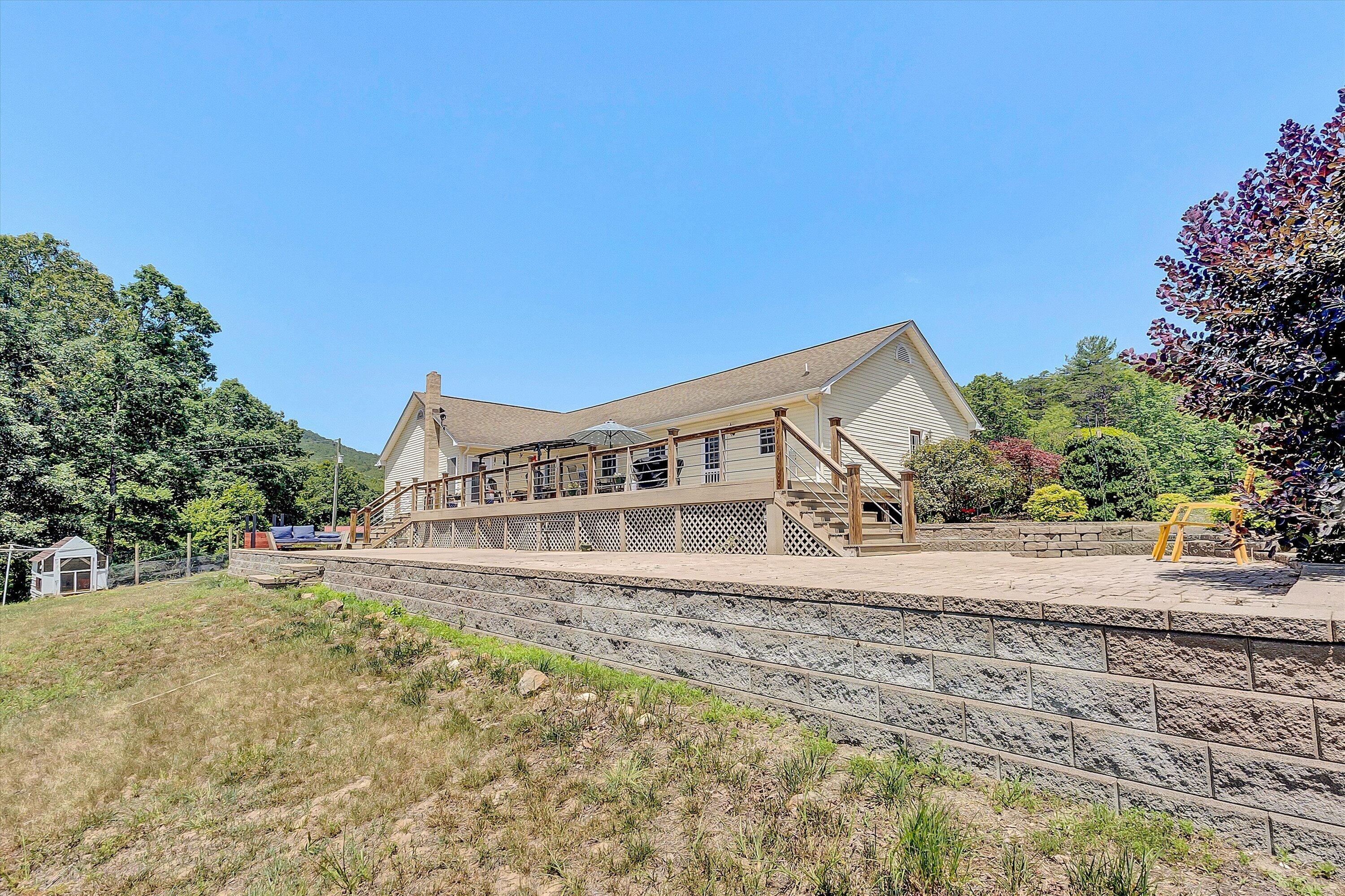 271 Camp Mitchell Road New Castle, VA 24127 - Photo 38 of 40 38-201A0147