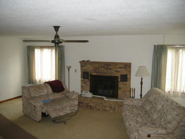 24 Rr 2 La Fayette, IL 61449 - Photo 4 of 8 Gallery Image 4