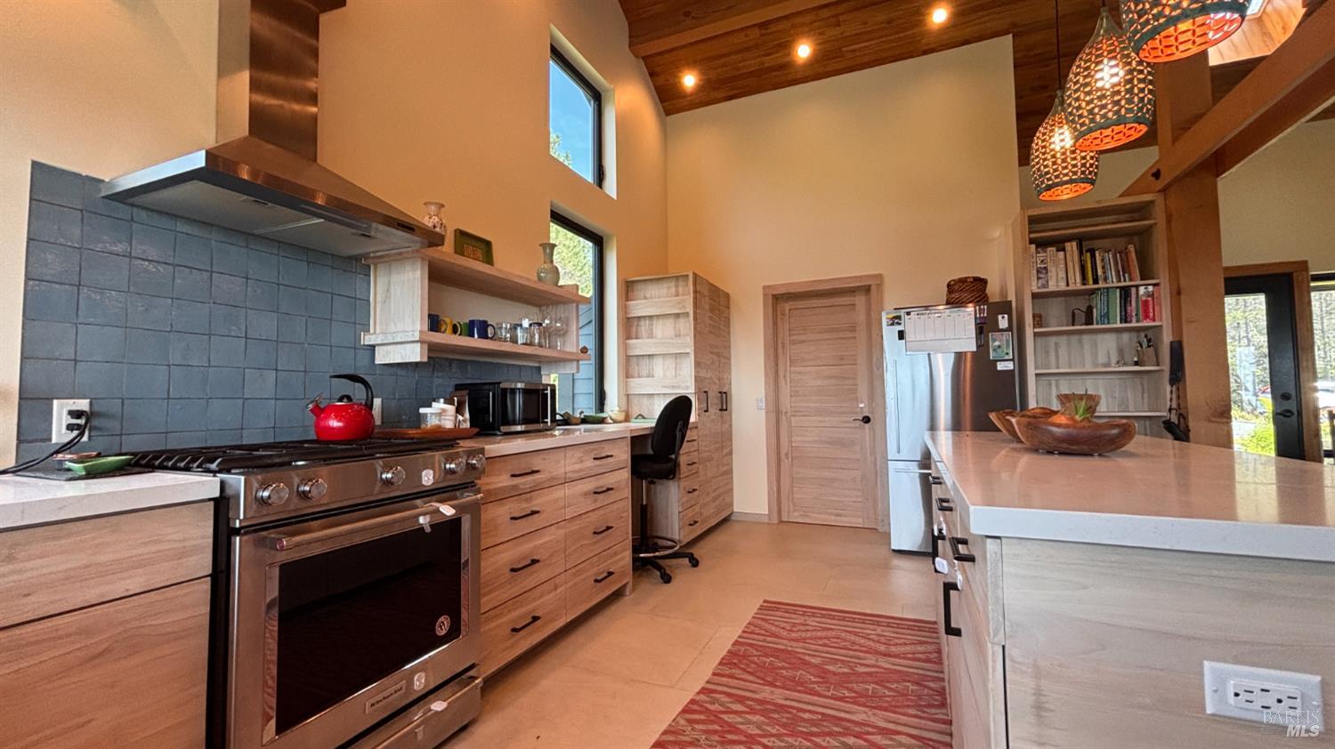 34478 Iversen Road Gualala, CA 95445 - Photo 13 of 43