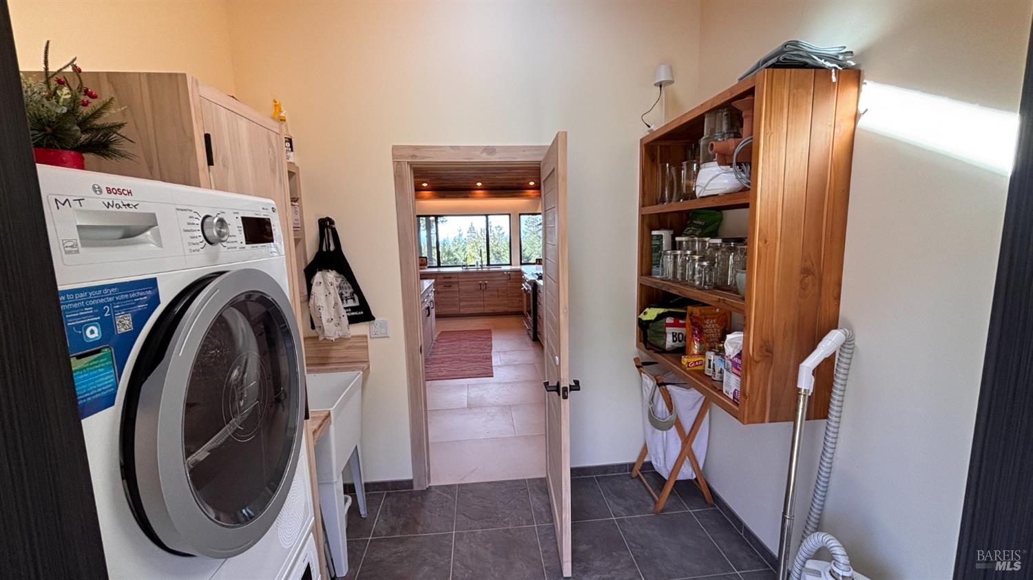 34478 Iversen Road Gualala, CA 95445 - Photo 15 of 43 From front mud room entry into the kitchen.