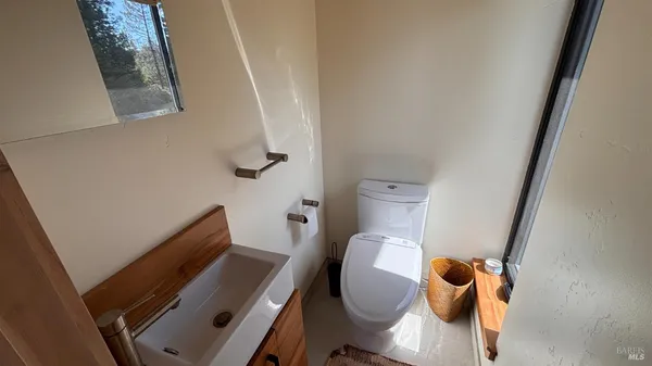 $3,605 | 34478 Iversen Road, Gualala, CA 95445