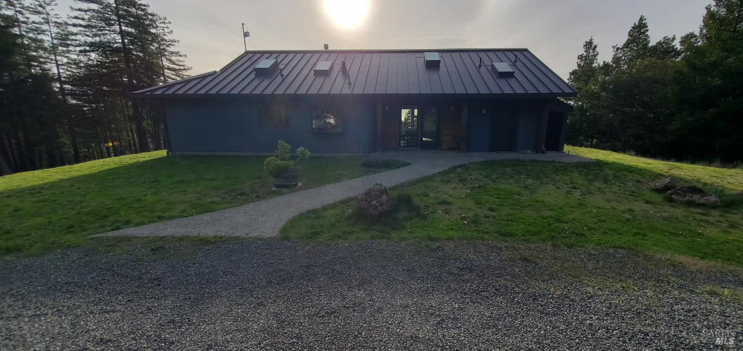 34478 Iversen Road Gualala, CA 95445 - Photo 10 of 43