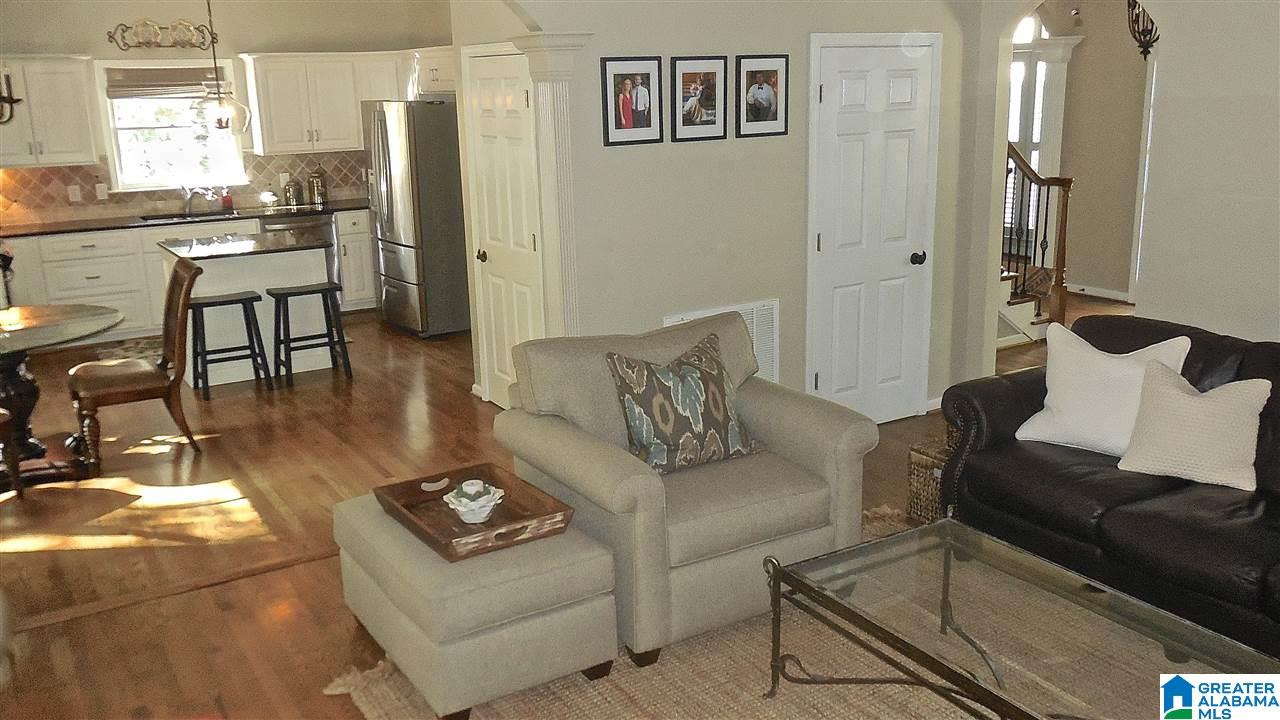 3025 Piper Way Birmingham, AL 35244 - Photo 15 of 35