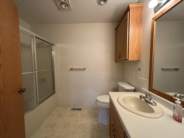 $249,000 | 421 South Street, Paynesville, MN 56362