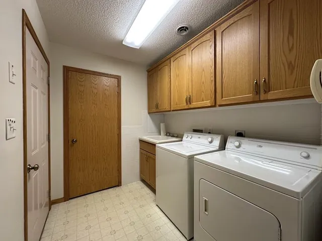 $249,000 | 421 South Street, Paynesville, MN 56362