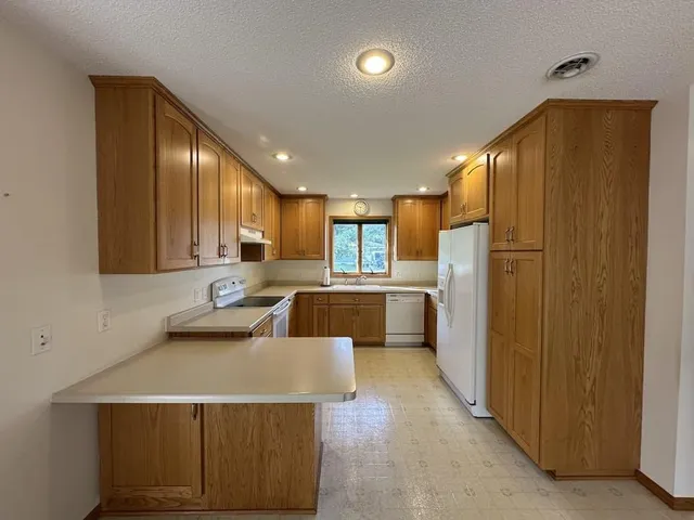 $249,000 | 421 South Street, Paynesville, MN 56362