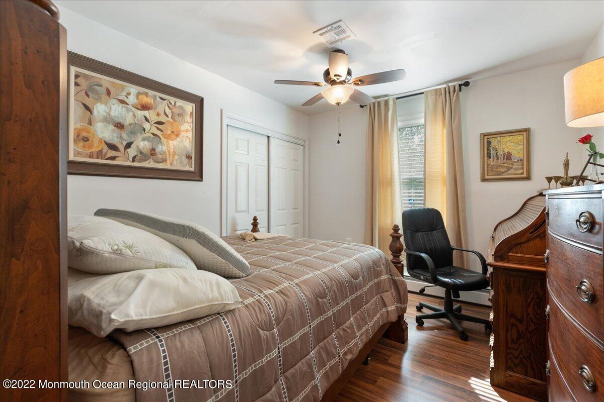 25 Wrangle Brook Road Toms River, NJ 08755 - Photo 17 of 21 25 Wrangle Brook Rd_17