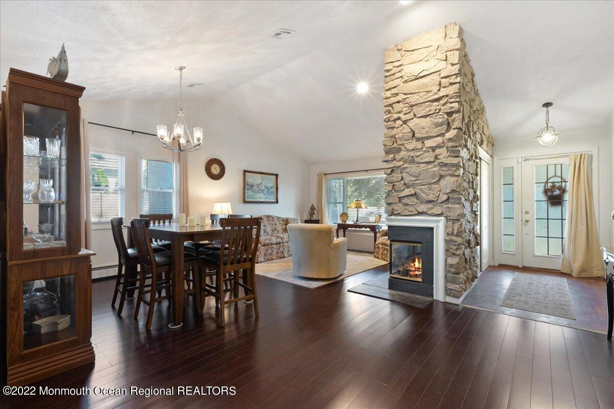 25 Wrangle Brook Road Toms River, NJ 08755 - Photo 5 of 21 25 Wrangle Brook Rd_5