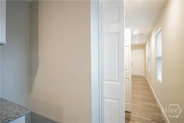 $1,800 | 22 Nelson Street, Savannah, GA 31415