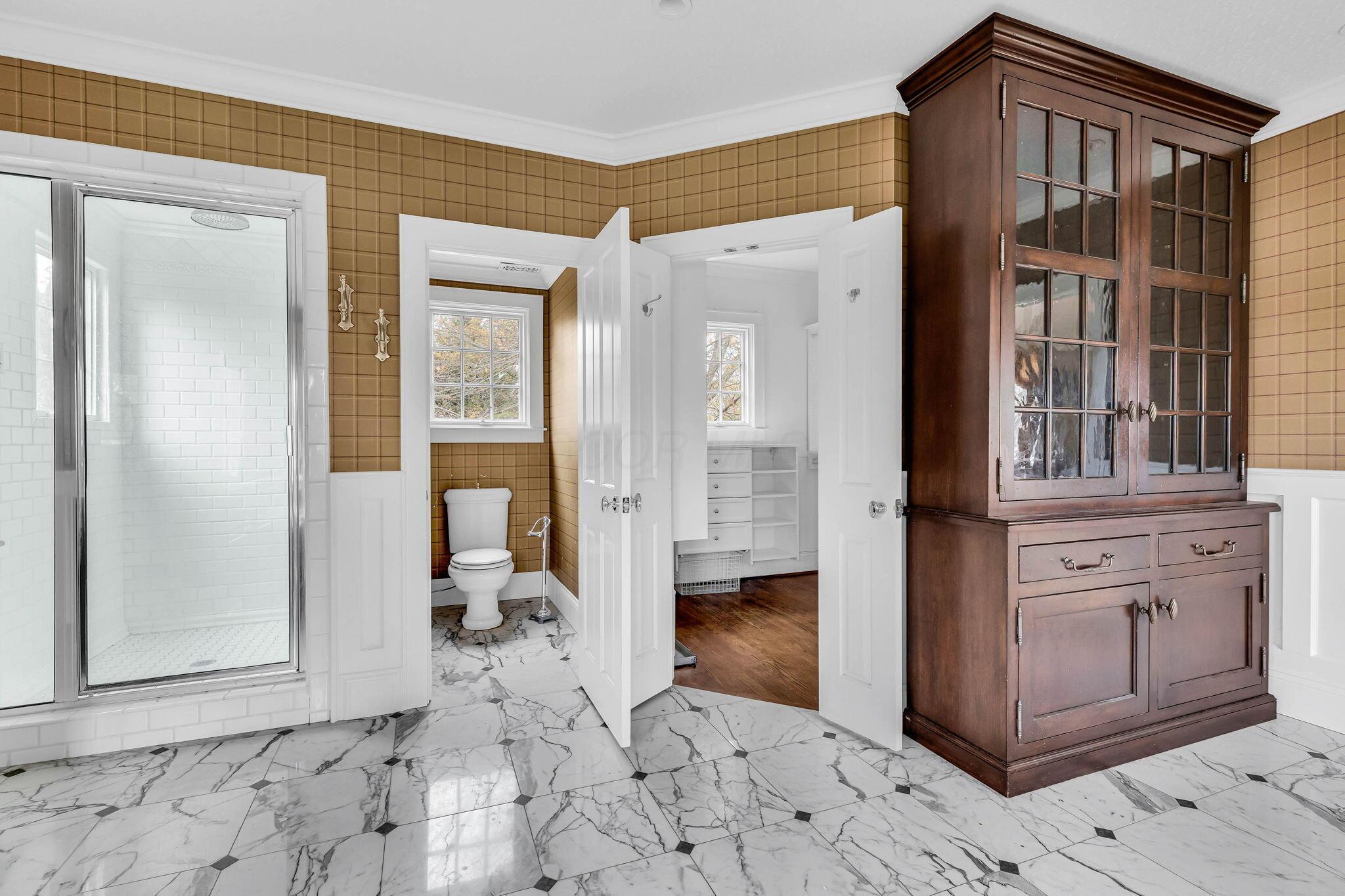 7805 Brill Road Cincinnati, OH 45243 - Photo 93 of 139 93-web-or-mls-7805BrillRoadInt_Hommati10