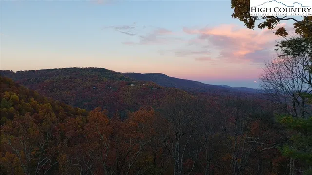 a view of a dry in middle of a field