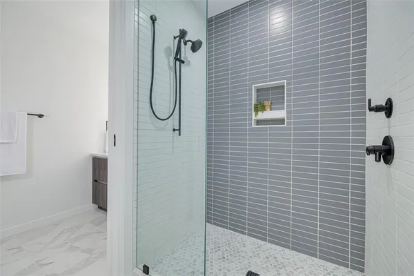 $7,500 | 777 3rd Avenue North, Unit 1104, St. Petersburg, FL 33701