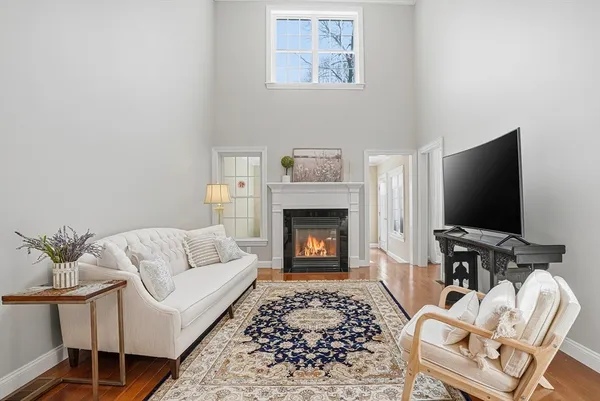 $870,000 | 2 Trevor Lane, Unit 2, Hopkinton, MA 01748