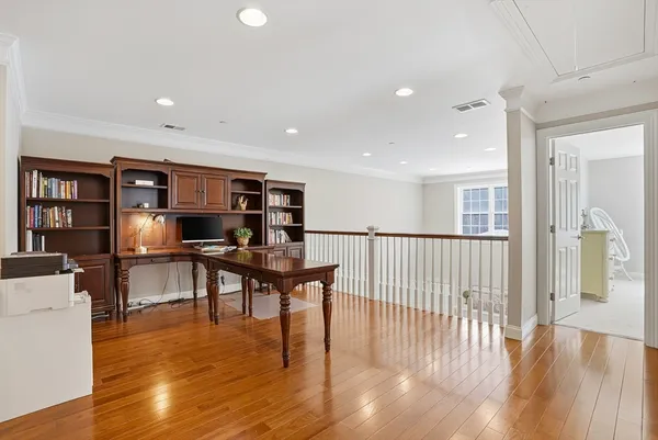 $870,000 | 2 Trevor Lane, Unit 2, Hopkinton, MA 01748