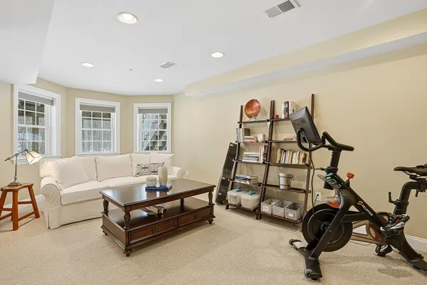 $870,000 | 2 Trevor Lane, Unit 2, Hopkinton, MA 01748