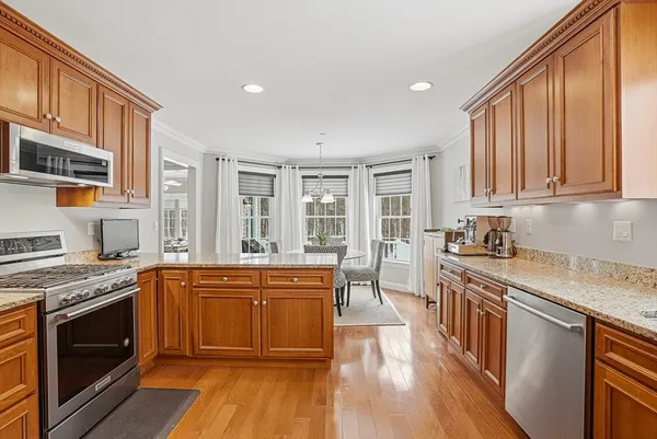 $870,000 | 2 Trevor Lane, Unit 2, Hopkinton, MA 01748