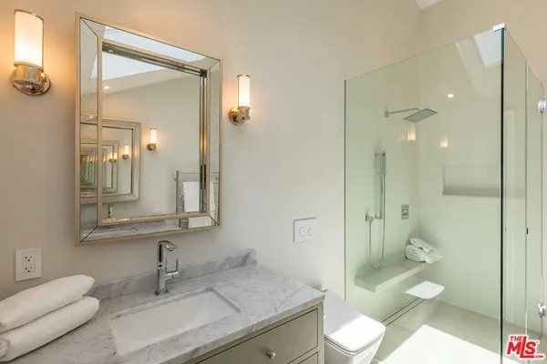 $10,000,000 | 29 27th Avenue, Venice, CA 90291