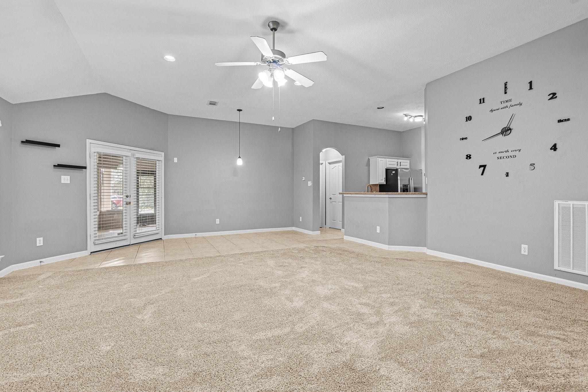 78 Dawns Edge Conroe, TX 77356 - Photo 2 of 20