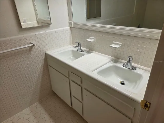 $649,900 | 2901 Southwest 4 Court, Gainesville, FL 32601