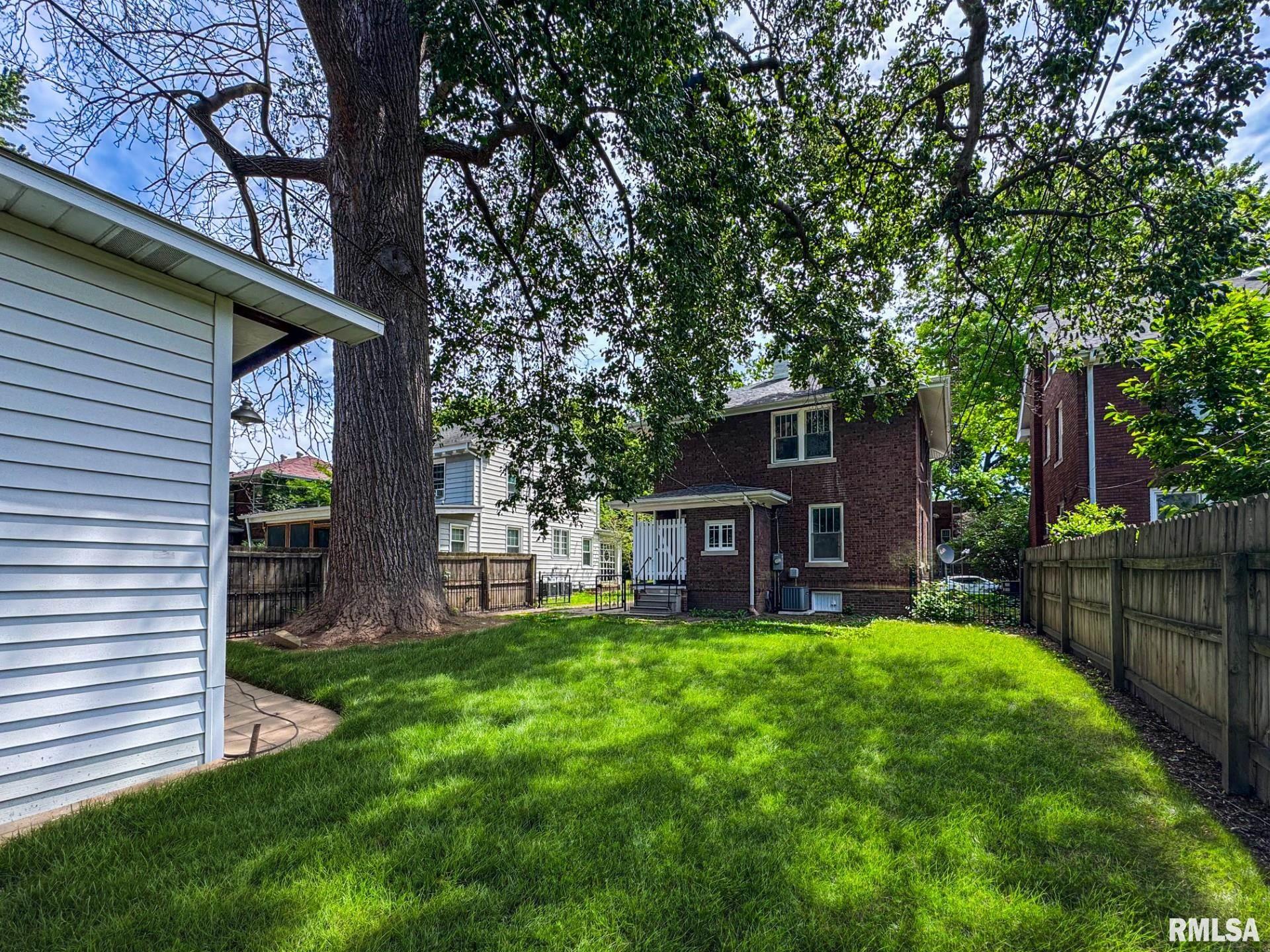 1119 South MacArthur Boulevard Springfield, IL 62704 - Photo 25 of 29