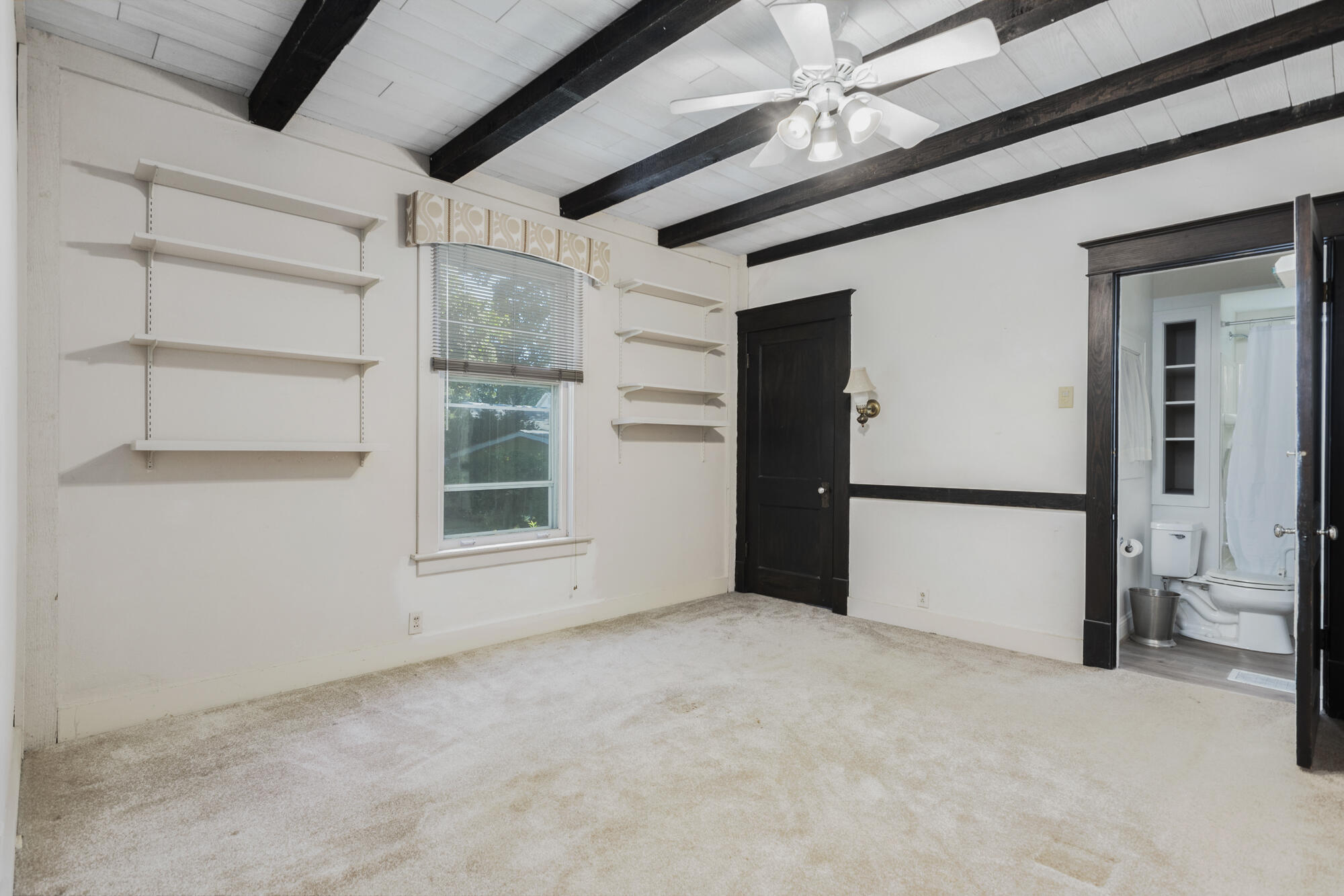 623 Lugers Road Holland, MI 49423 - Photo 21 of 39 623 Luger-24