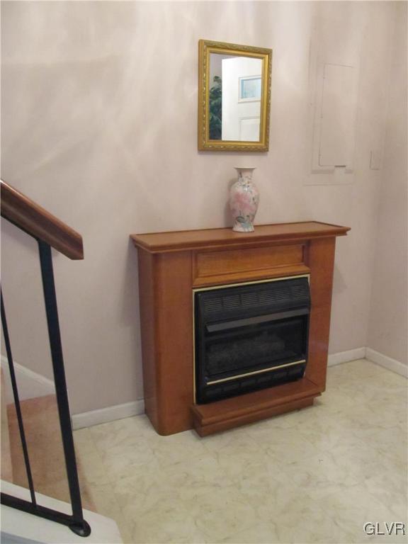 316 Mickley Road Whitehall, PA 18052 - Photo 3 of 11 Gallery Image 3