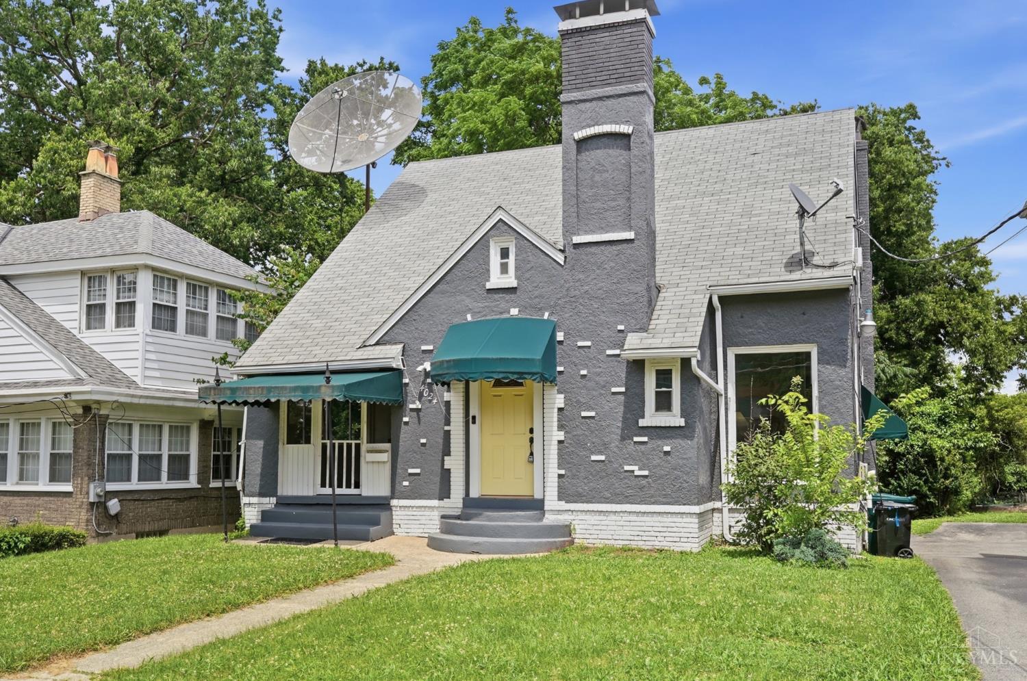 4024 Paddock Road Cincinnati, OH 45229 - Photo 2 of 58