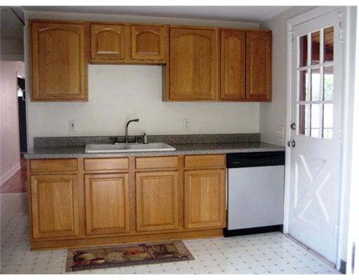 5 Pershing Road Johnston, RI 02919 - Photo 6 of 10 Kitchen.