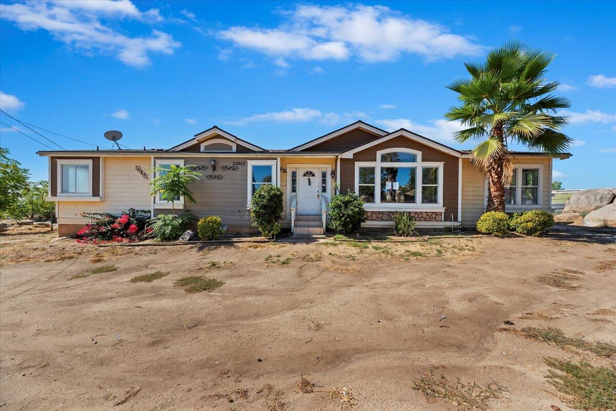 22453 Aloha Road Perris, CA 92570 - Photo 11 of 49 11-Front of Home