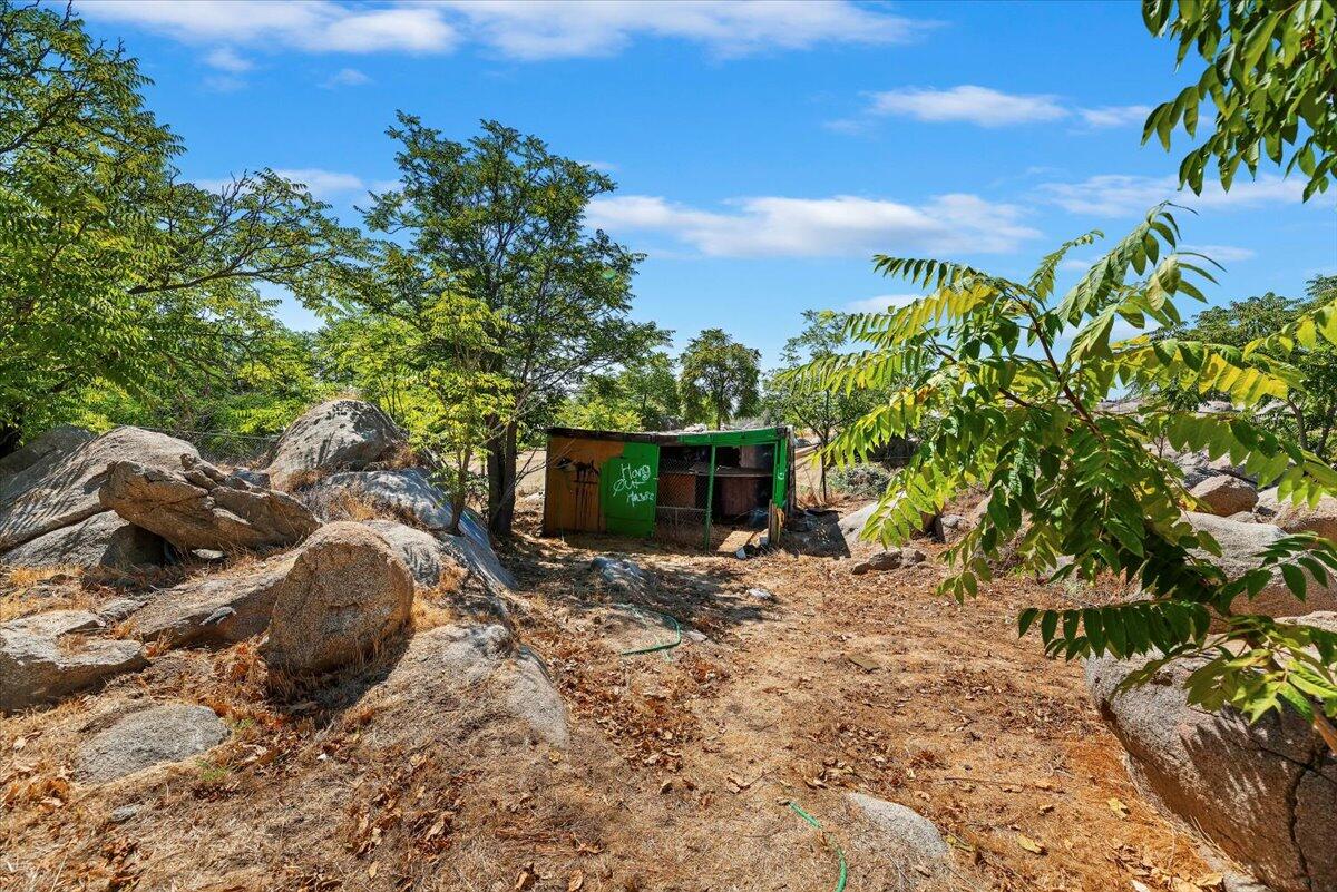 22453 Aloha Road Perris, CA 92570 - Photo 37 of 49 37-Backyard