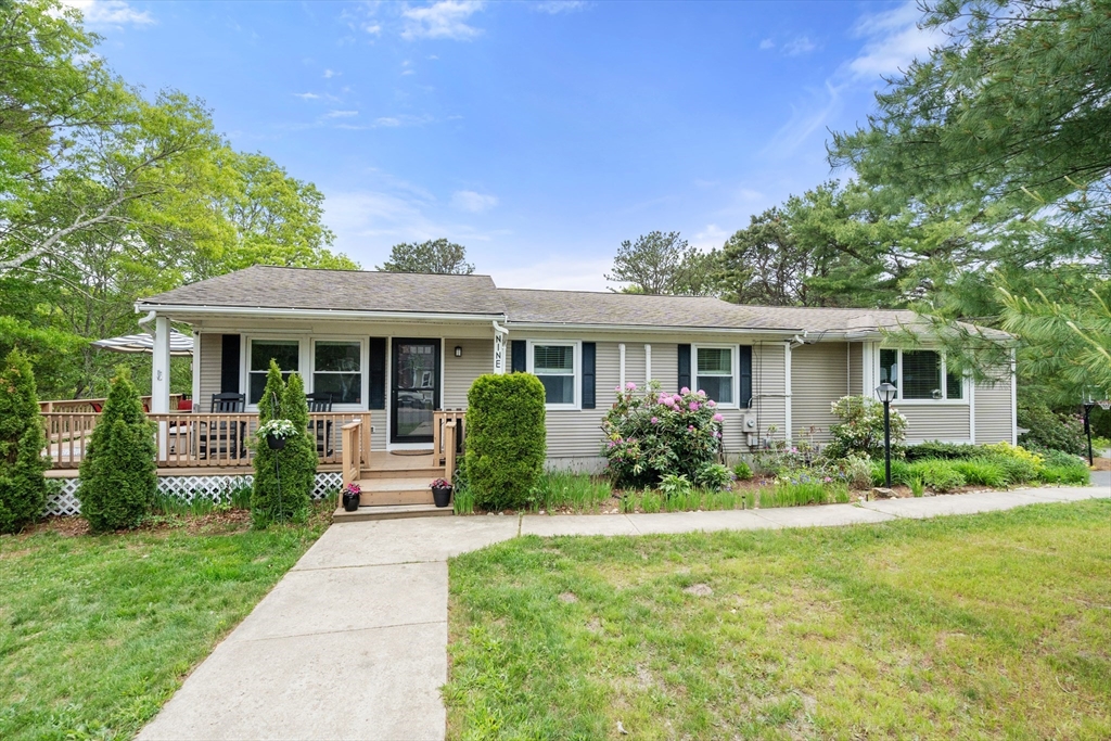 9 Debbies Lane Barnstable, MA 02648 - Photo 1 of 32