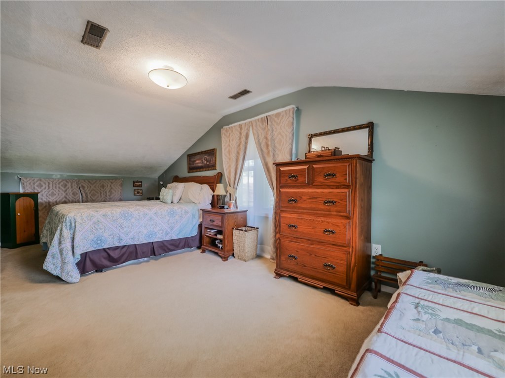 924 Barnes Road North Vermilion, OH 44089 - Photo 16 of 35