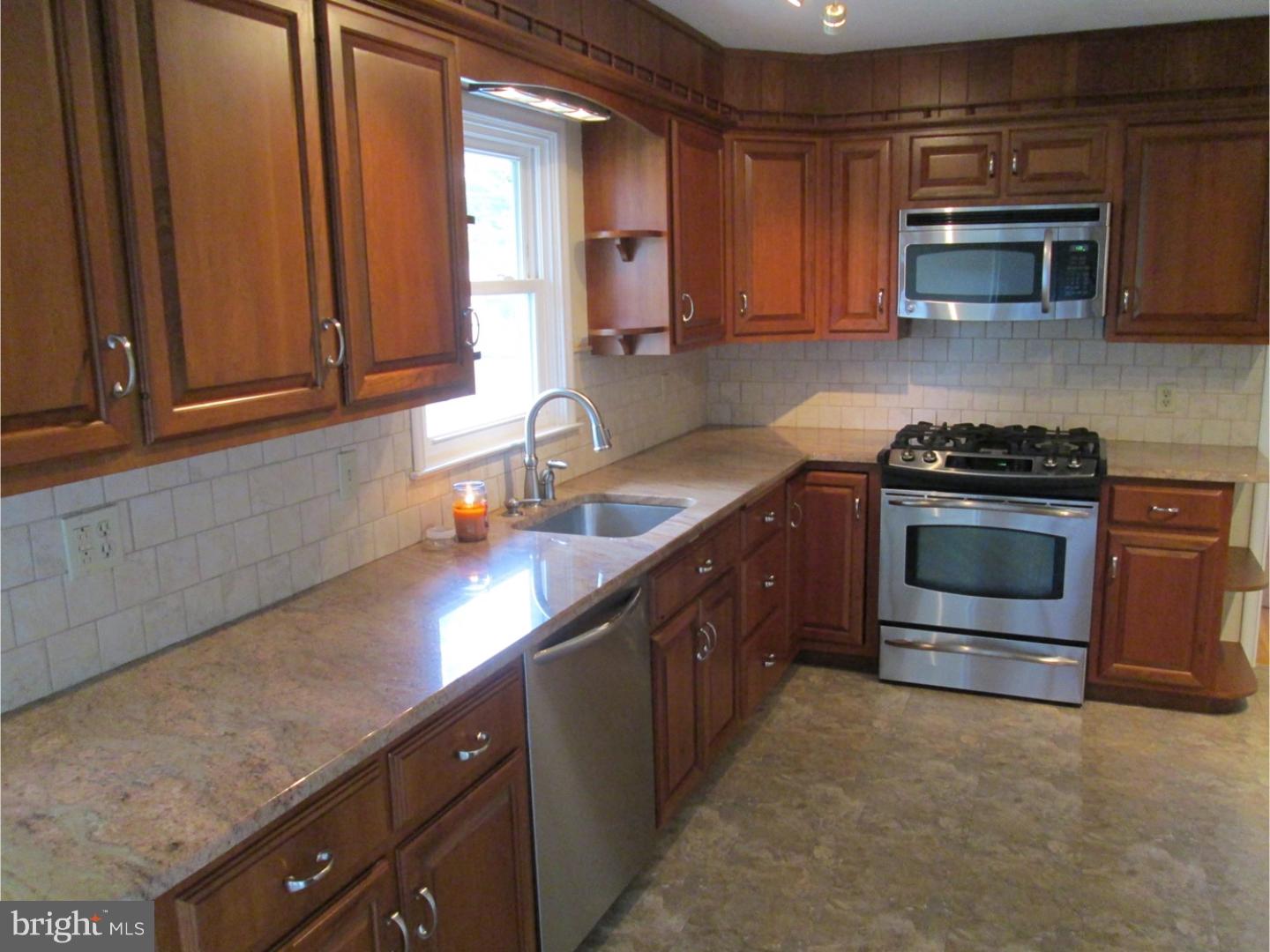 174 Crest Road Sinking Spring, PA 19608 - Photo 6 of 20