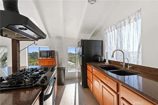 $1,888,000 | 330 East Ormonde Road, Arroyo Grande, CA 93420