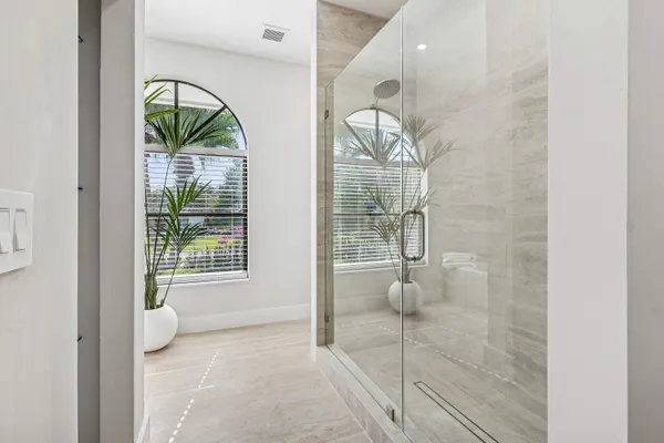 $15,000 | 48 Harbour Drive North, Boynton Beach, FL 33435