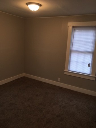 61 Clantoy Street Springfield, MA 01104 - Photo 14 of 18 Gallery Image 14