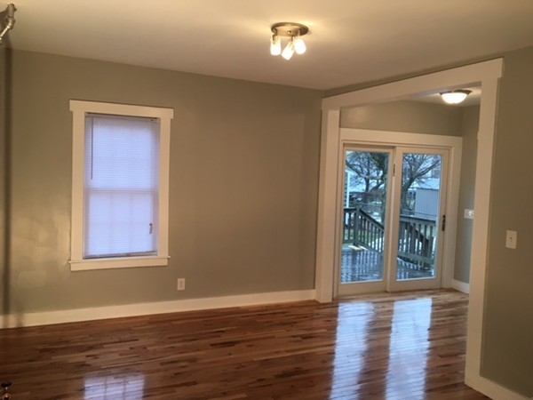 61 Clantoy Street Springfield, MA 01104 - Photo 8 of 18 Gallery Image 8