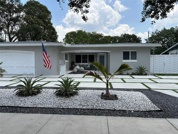 $610,000 | 1313 North 74th Terrace, Hollywood, FL 33024
