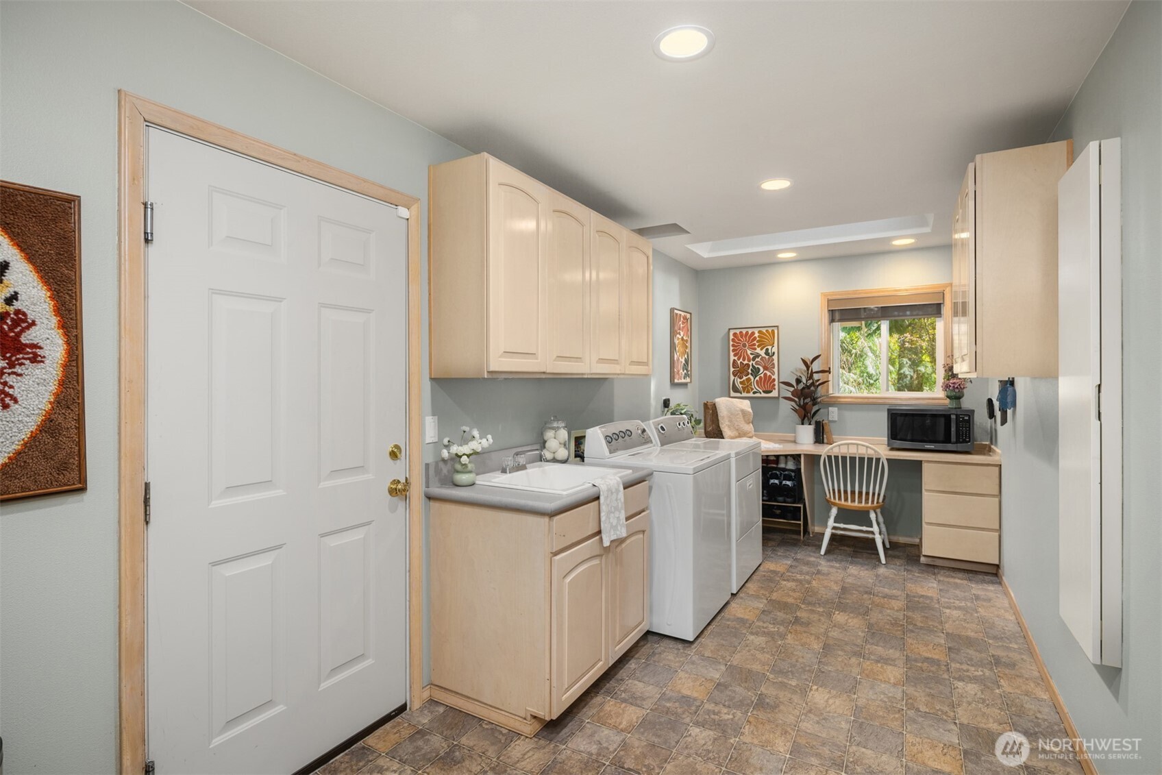 21641 Southeast 249th Street Maple Valley, WA 98038 - Photo 19 of 40