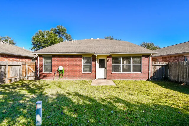 $2,100 | 4823 Dark Canyon Court, Katy, TX 77449